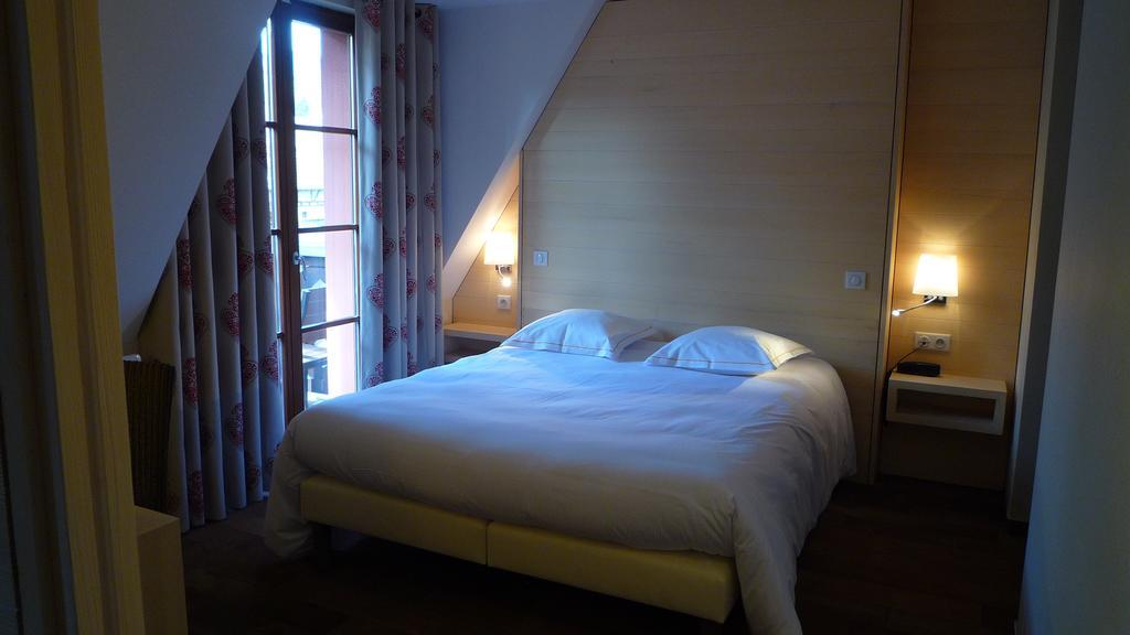 Hotel Winzenberg Blienschwiller Room photo
